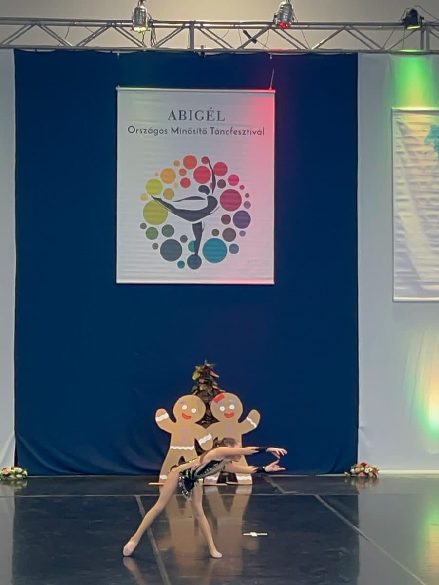 Arany minősítések egyéniben és csapatban is