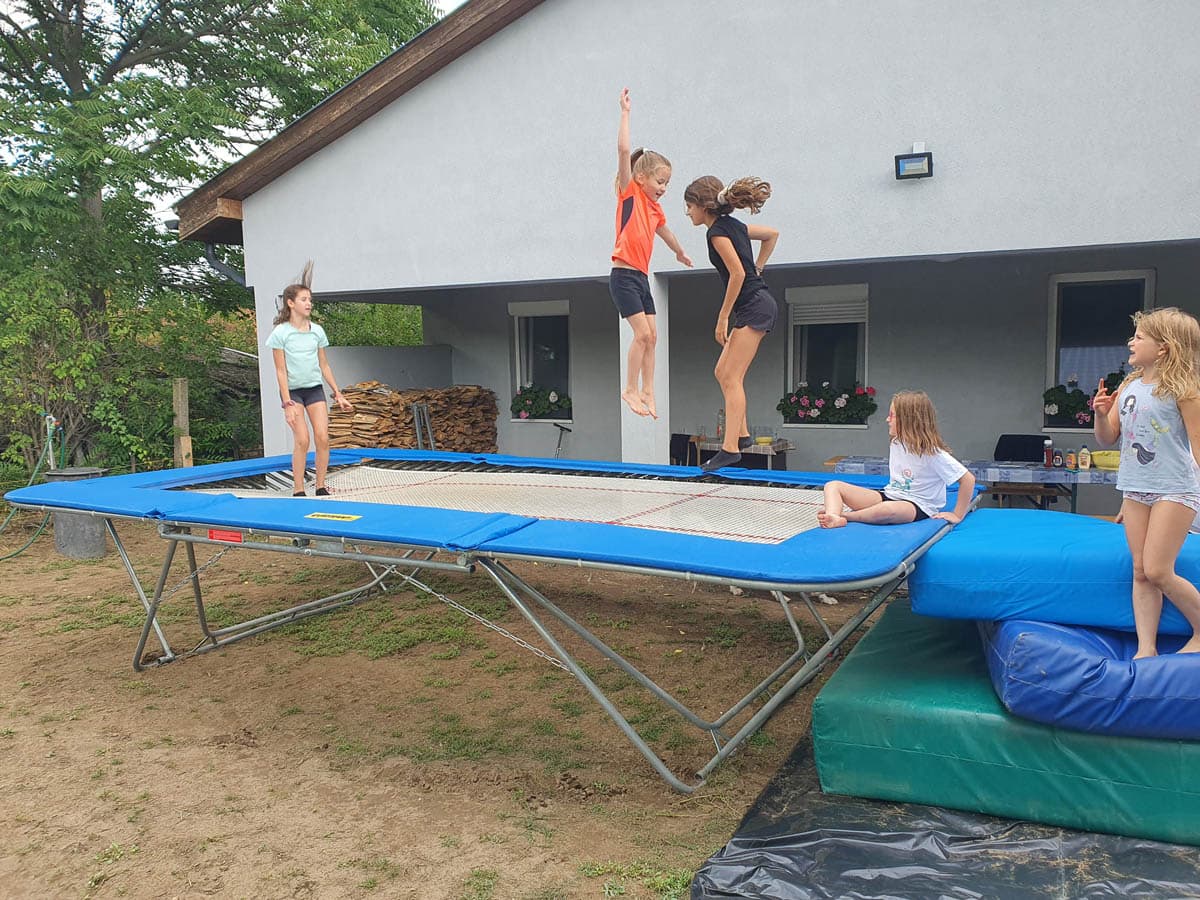 Gumiasztal tábor