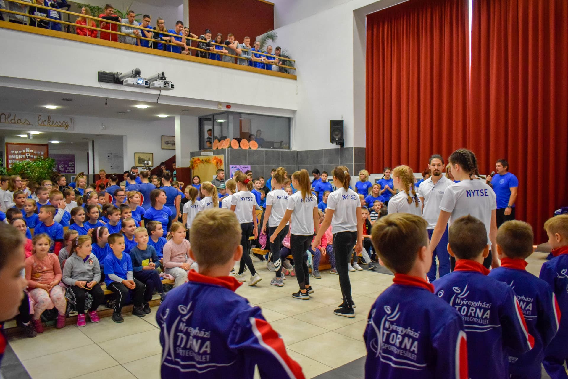 Fergeteges NYTSE bemutató
