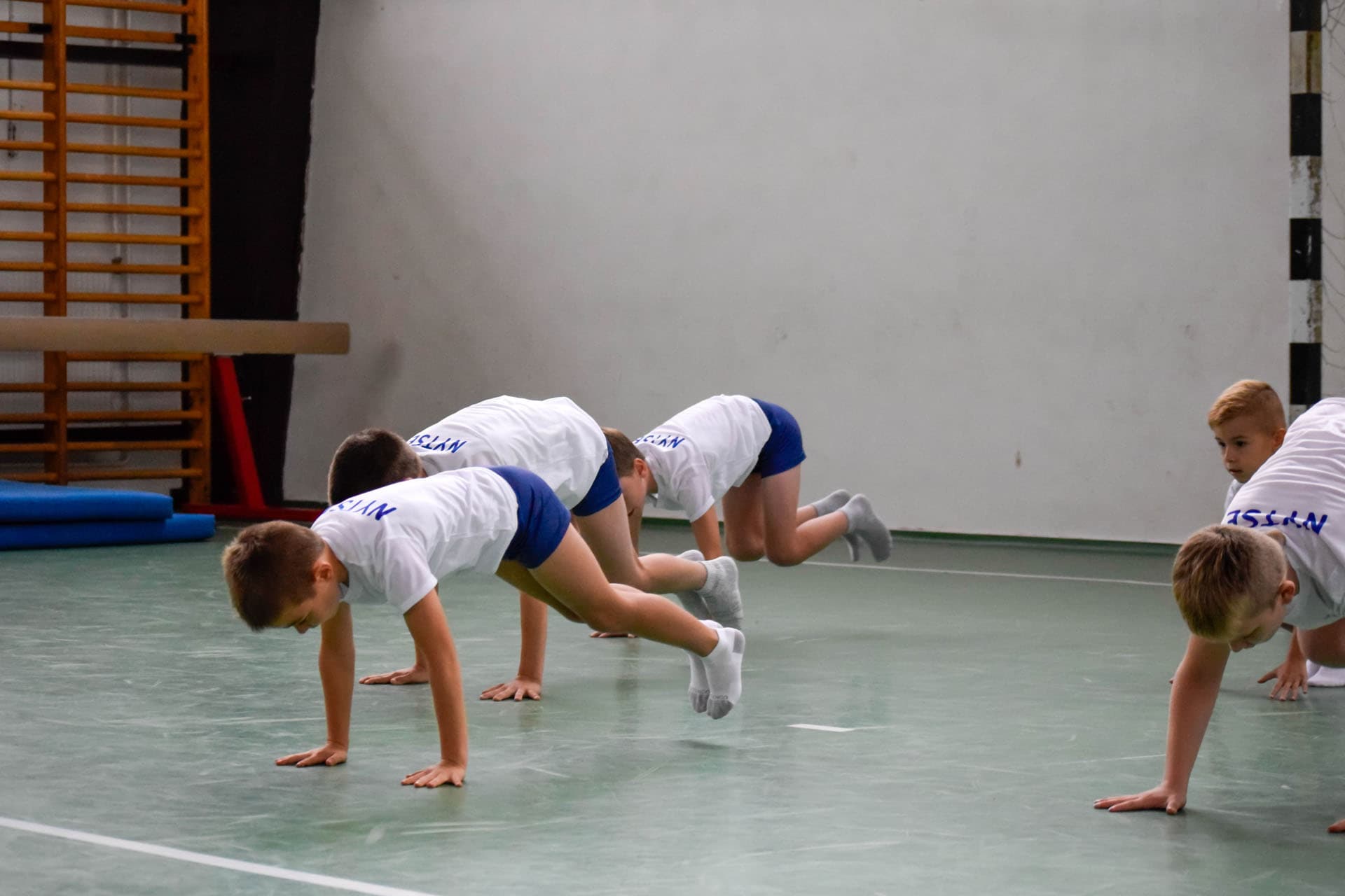 Fergeteges NYTSE bemutató