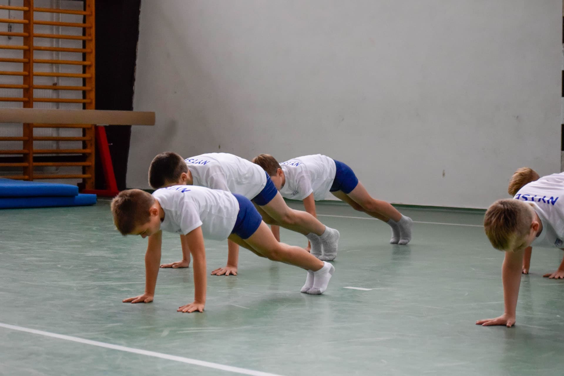 Fergeteges NYTSE bemutató