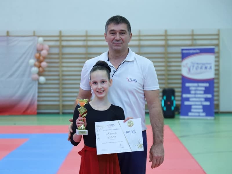 Krausz Adél